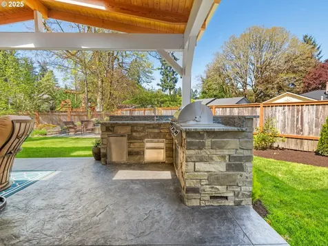 17488 Mardee Avenue Lake Oswego OR 97035