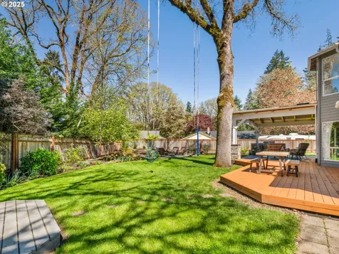 17488 Mardee Avenue Lake Oswego OR 97035