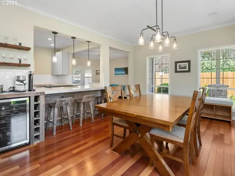 17488 Mardee Avenue Lake Oswego OR 97035