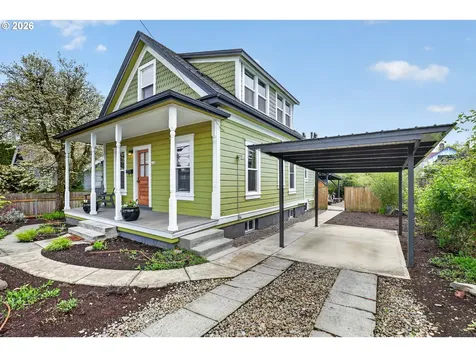6124 NE Hoyt Street Portland OR 97213