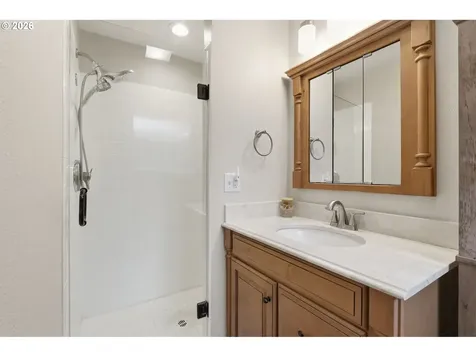 2216 NE 128th Avenue Vancouver WA 98684