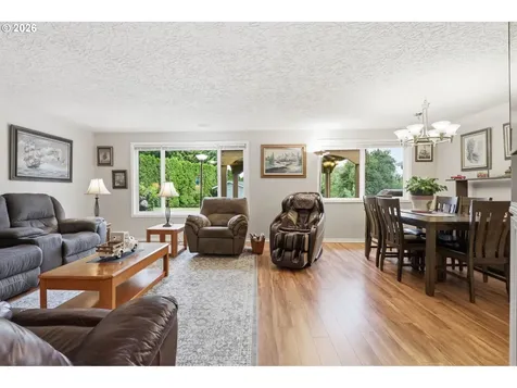 2216 NE 128th Avenue Vancouver WA 98684