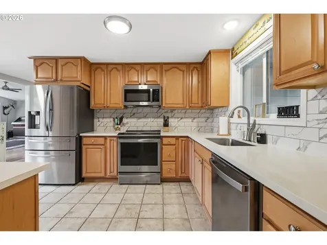 2216 NE 128th Avenue Vancouver WA 98684