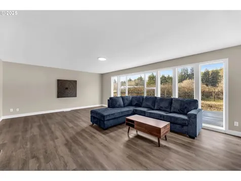 84952 Highway 101 Seaside OR 97138