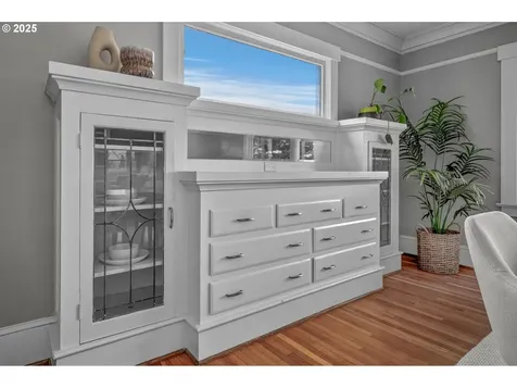 4741 NE Wistaria Drive Portland OR 97213