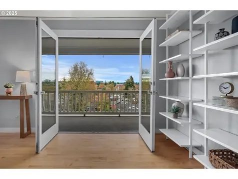 4741 NE Wistaria Drive Portland OR 97213