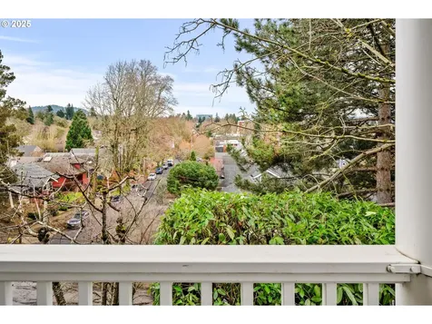 4741 NE Wistaria Drive Portland OR 97213