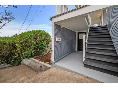 4741 NE Wistaria Drive Portland OR 97213