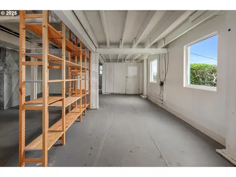 4741 NE Wistaria Drive Portland OR 97213