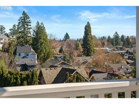4741 NE Wistaria Drive Portland OR 97213