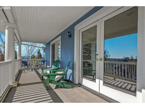 4741 NE Wistaria Drive Portland OR 97213
