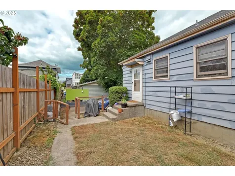 3224 SE Francis Street Portland OR 97202