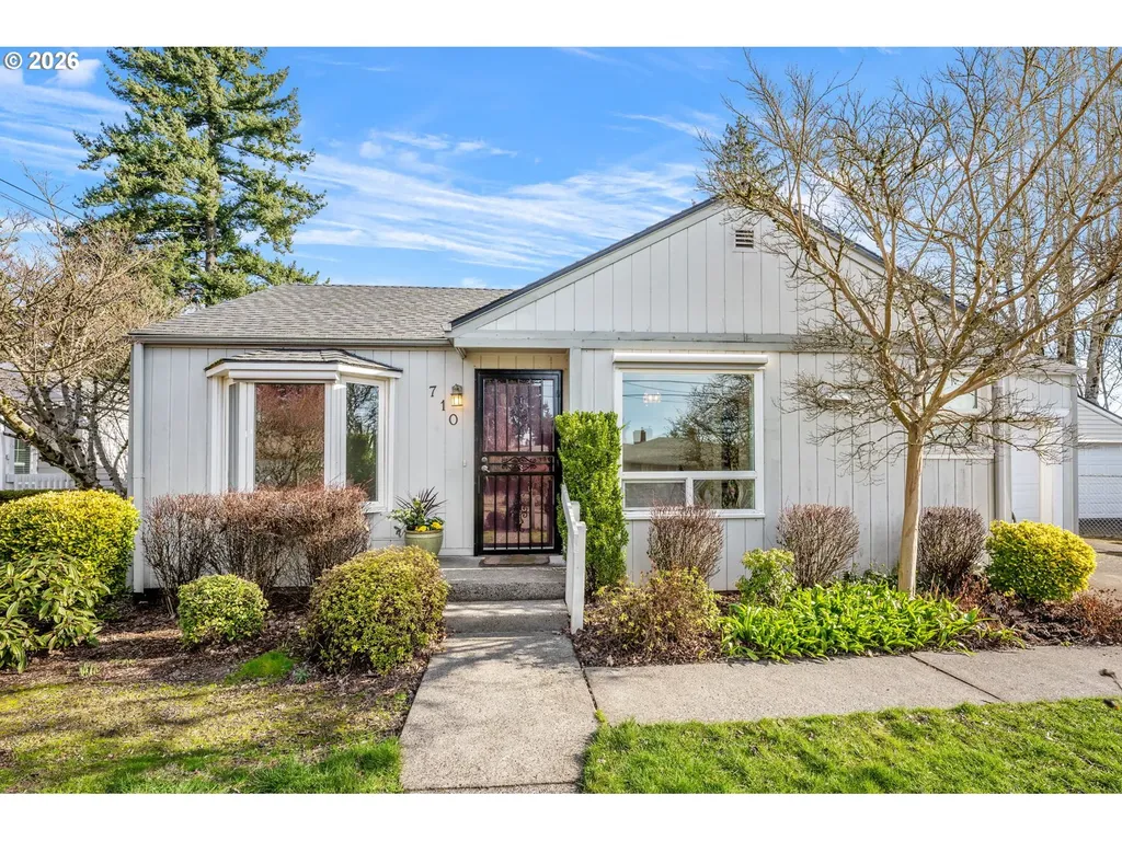 710 NE 110th Avenue Portland OR 97220