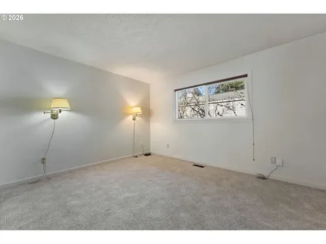 710 NE 110th Avenue Portland OR 97220