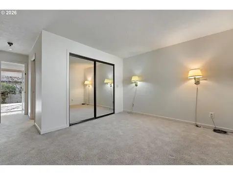 710 NE 110th Avenue Portland OR 97220
