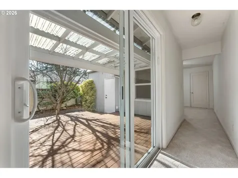 710 NE 110th Avenue Portland OR 97220