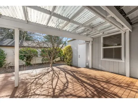 710 NE 110th Avenue Portland OR 97220