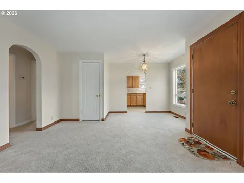 710 NE 110th Avenue Portland OR 97220