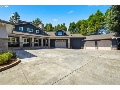 19335 Suncrest Drive West Linn OR 97068