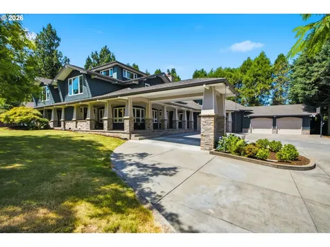 19335 Suncrest Drive West Linn OR 97068