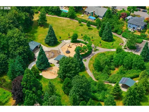 19335 Suncrest Drive West Linn OR 97068