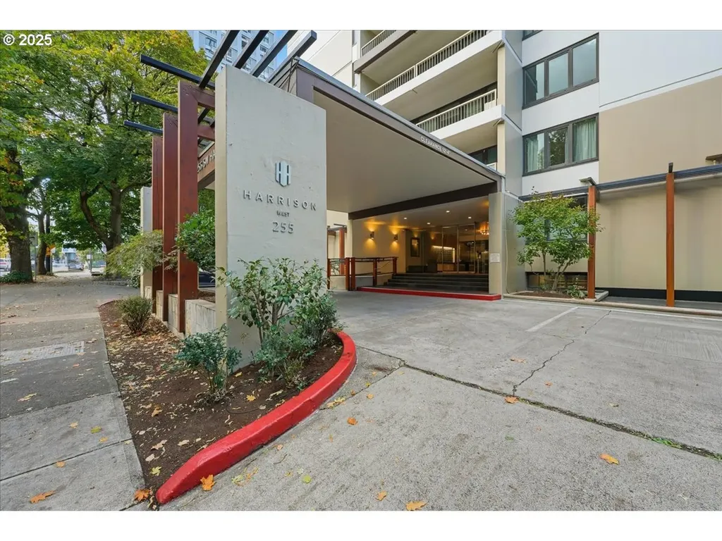 255 SW Harrison Street Portland OR 97201