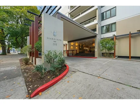 255 SW Harrison Street Portland OR 97201