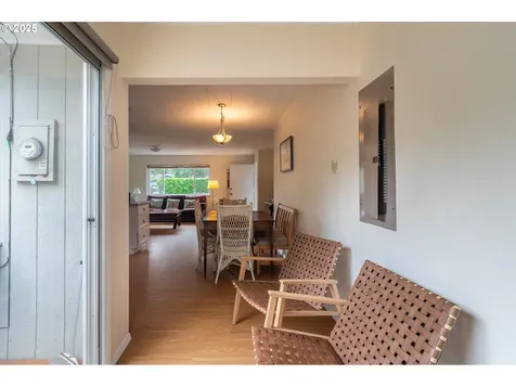 454 Michigan Avenue NE Bandon OR 97411