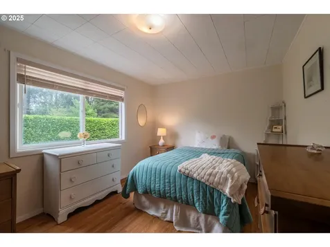 454 Michigan Avenue NE Bandon OR 97411