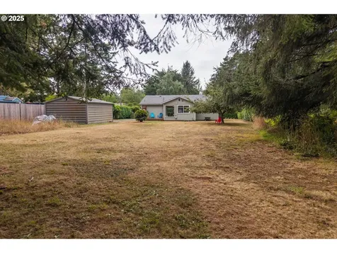 454 Michigan Avenue NE Bandon OR 97411