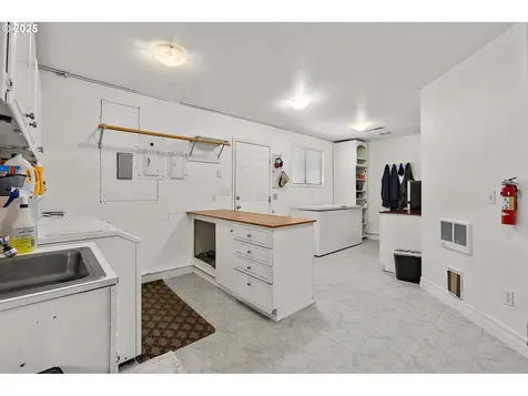 20154 SE Foster Road Damascus OR 97089