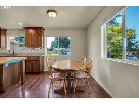 10611 NE 20th Avenue Vancouver WA 98686