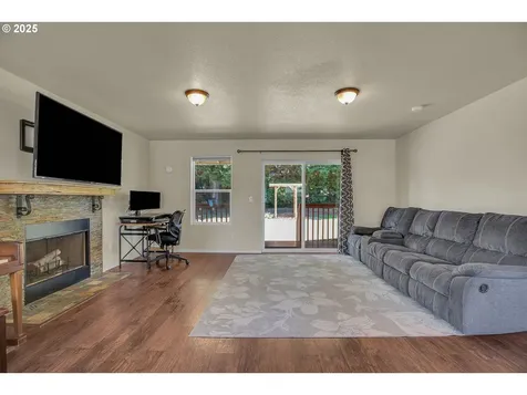 10611 NE 20th Avenue Vancouver WA 98686