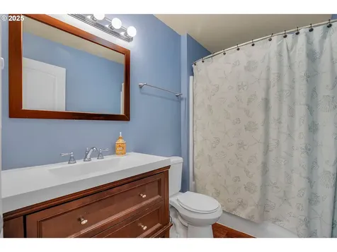 10611 NE 20th Avenue Vancouver WA 98686