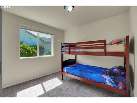 10611 NE 20th Avenue Vancouver WA 98686