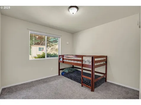10611 NE 20th Avenue Vancouver WA 98686