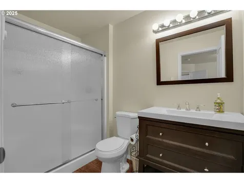 10611 NE 20th Avenue Vancouver WA 98686