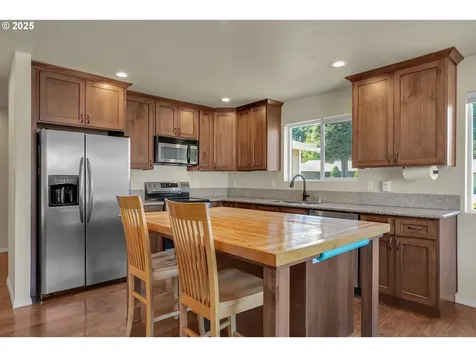 10611 NE 20th Avenue Vancouver WA 98686