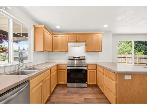 420 E Washington Street Carlton OR 97111