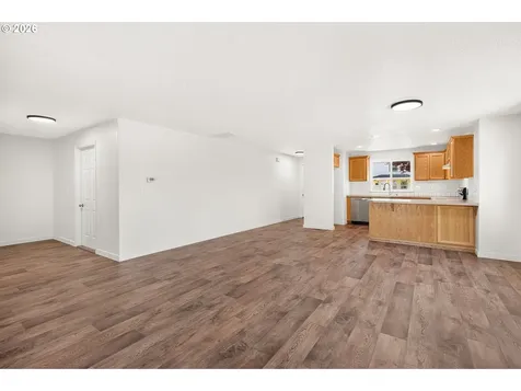 420 E Washington Street Carlton OR 97111