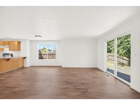 420 E Washington Street Carlton OR 97111