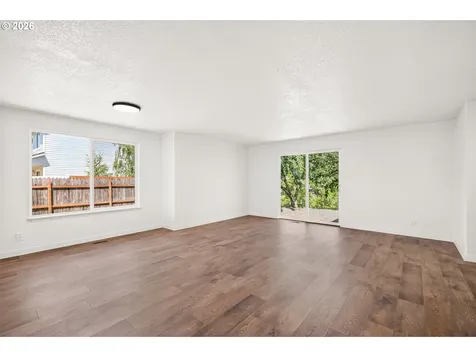420 E Washington Street Carlton OR 97111