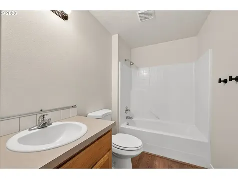 420 E Washington Street Carlton OR 97111