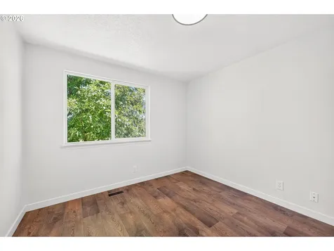 420 E Washington Street Carlton OR 97111