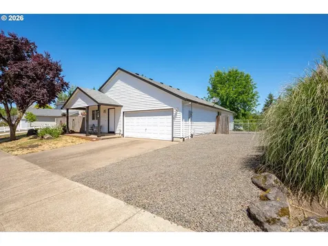 420 E Washington Street Carlton OR 97111