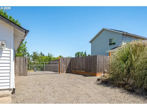 420 E Washington Street Carlton OR 97111