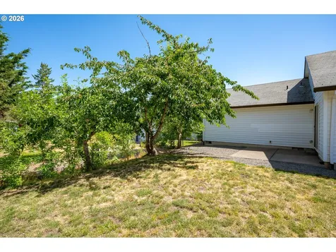 420 E Washington Street Carlton OR 97111