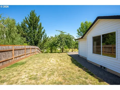 420 E Washington Street Carlton OR 97111