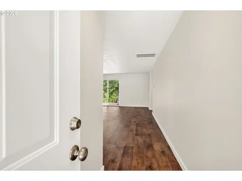 420 E Washington Street Carlton OR 97111