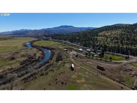 44011/43877 W Highway 26 Dayville OR 97825